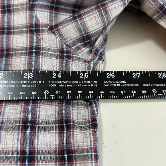 Roundtree & Yorke Shirt Men’s Size XL Plaid Multicolor Button Down Cotton Casual - Picture 8 of 11